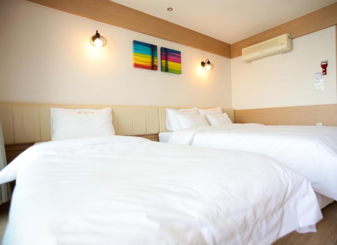 Tongyeong Bay Condo Hotel Ngoại thất bức ảnh