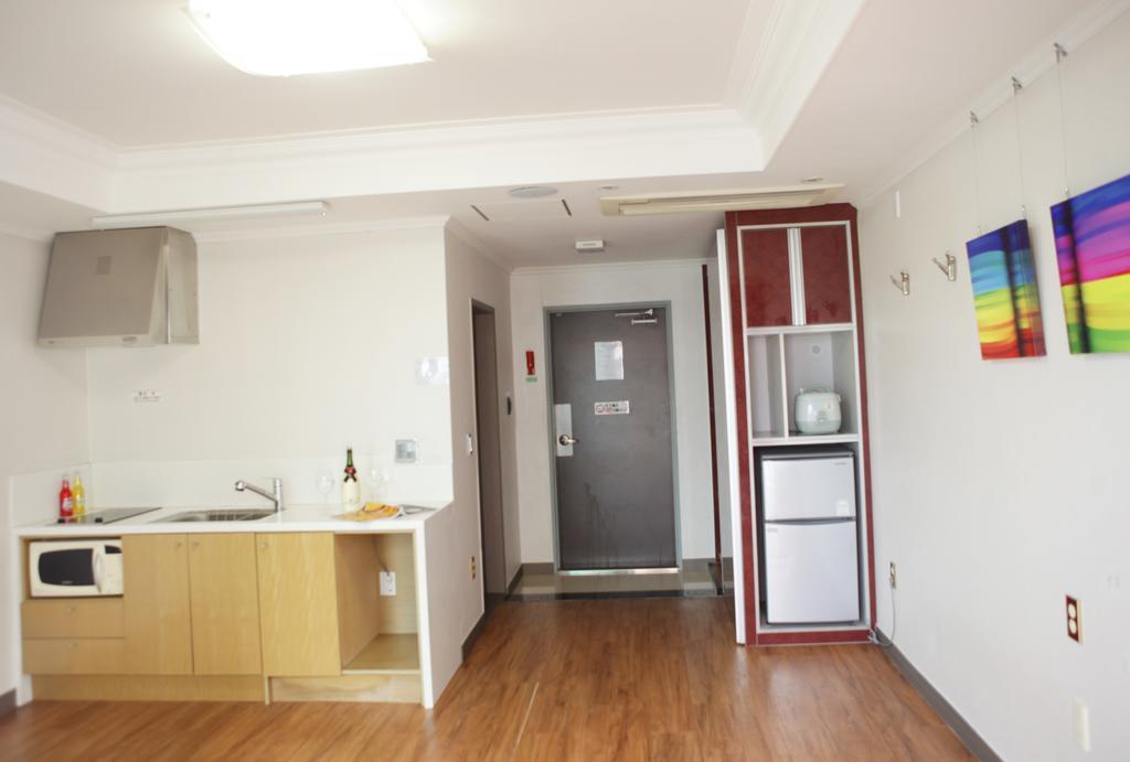 Tongyeong Bay Condo Hotel Ngoại thất bức ảnh