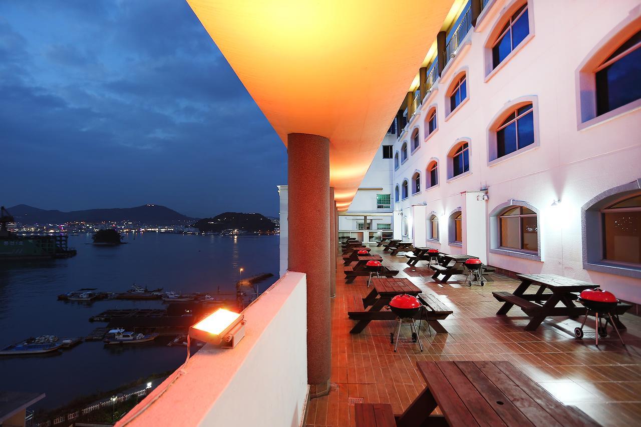 Tongyeong Bay Condo Hotel Ngoại thất bức ảnh